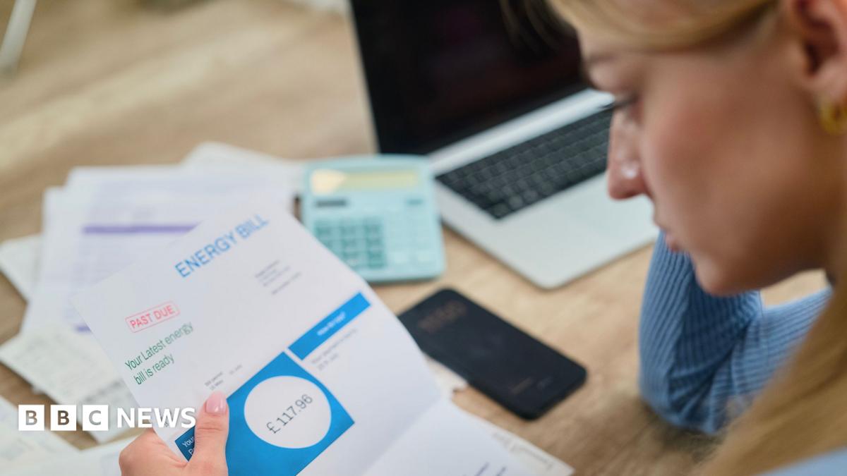British household energy bills forecast to rise 16% in January